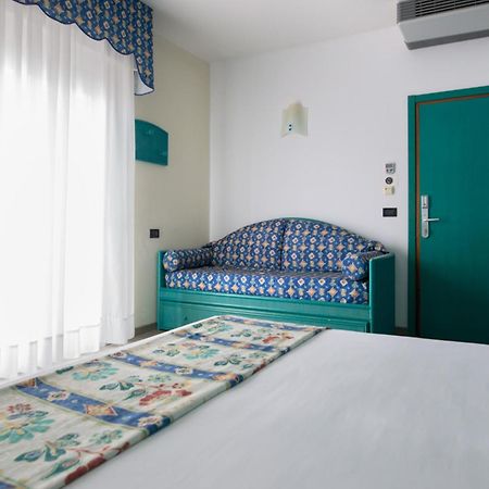 Hotel Brioni Mare Lido di Jesolo Bagian luar foto