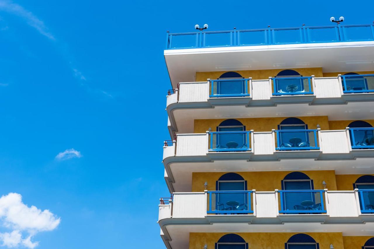 Hotel Brioni Mare Lido di Jesolo Bagian luar foto